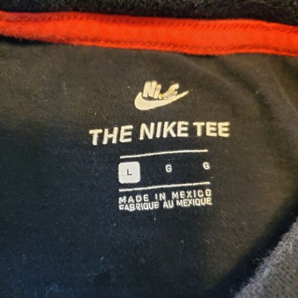 Nike Sportswear Shirt Mens Large Black Red Spellout NSW T Tee 1972 - Picture 6 of 6